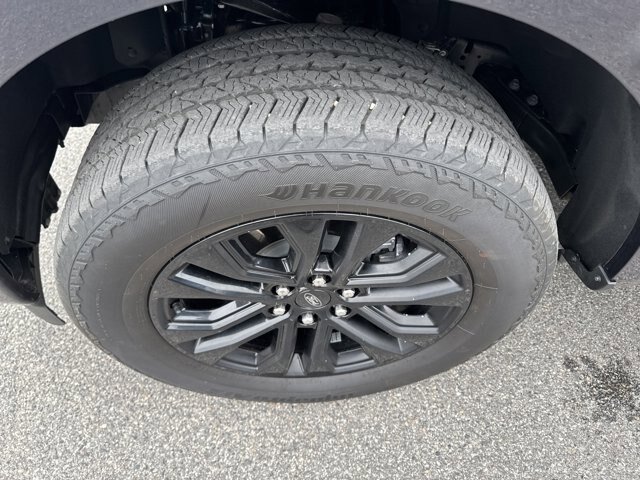 Certified 2025 Ford F150 Lariat AWD/4WD image 3