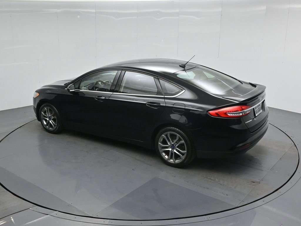 Certified 2017 Ford Fusion SE w/ Equipment Group 201A FWD image 40