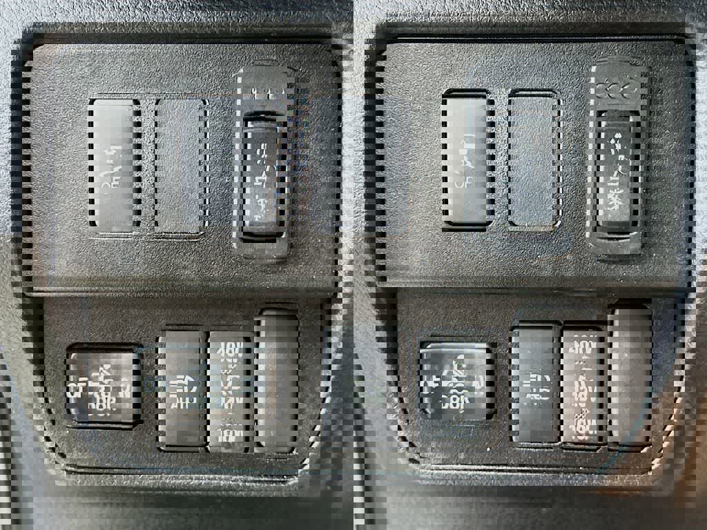 Used 2022 Toyota Tacoma TRD Sport image 25