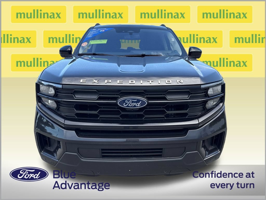 Certified 2025 Ford Expedition Active RWD image 11