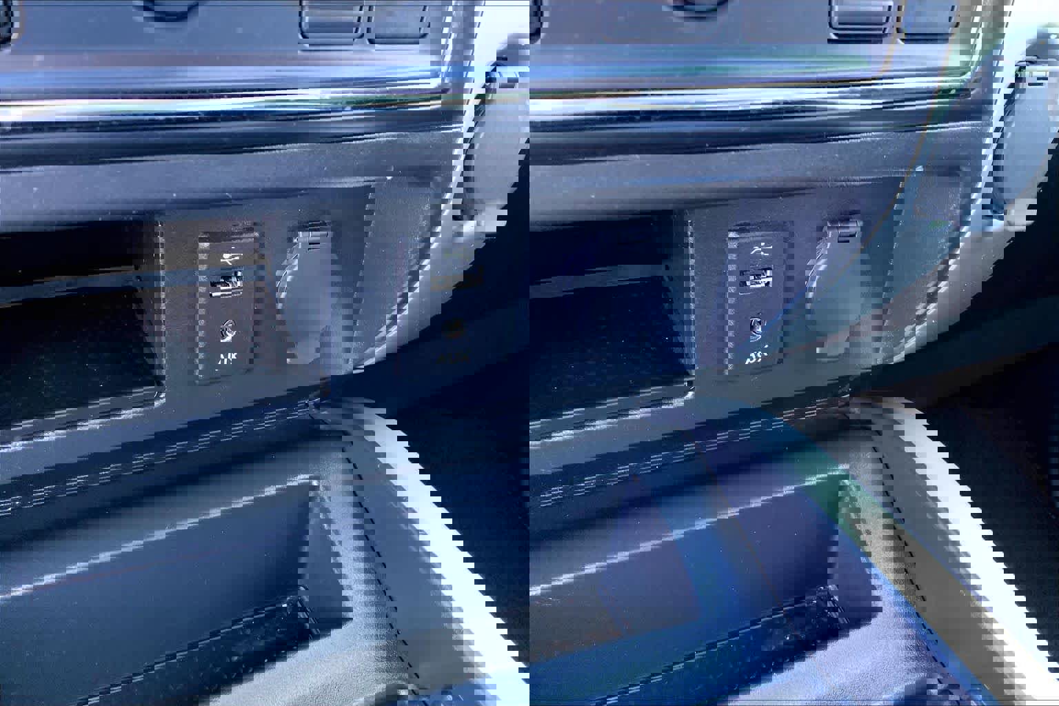 Used 2018 Nissan Titan PRO-4X image 31