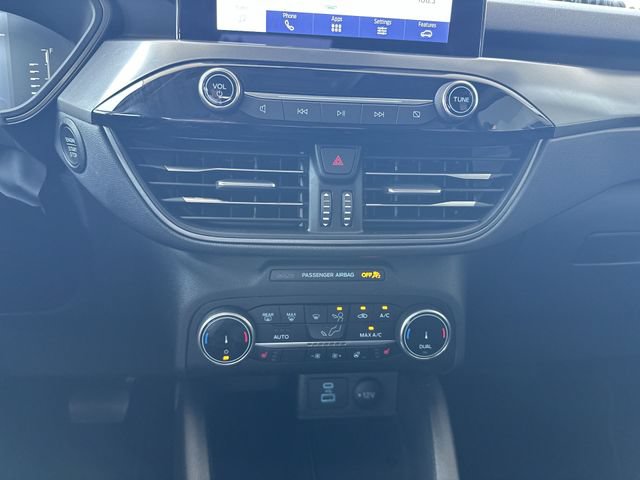 Certified 2023 Ford Escape Active w/ Cold Weather Package FWD image 19