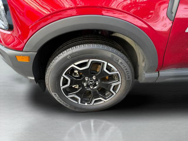 Certified 2025 Ford Bronco Sport Outer Banks w/ Outer Banks Tech Package+ AWD/4WD image 28