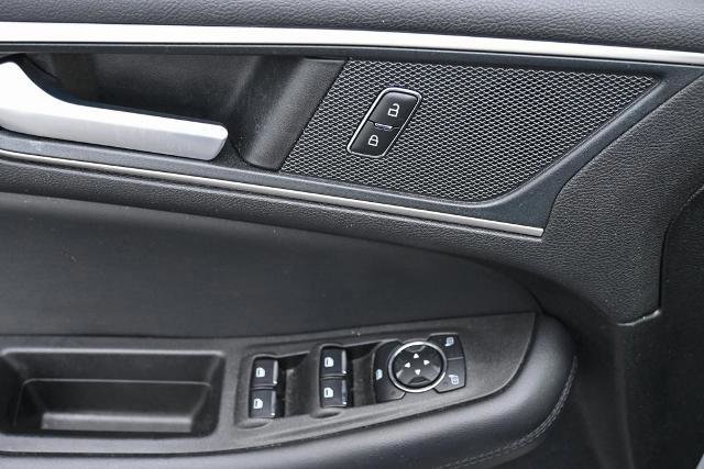 Certified 2024 Ford Edge SEL image 19