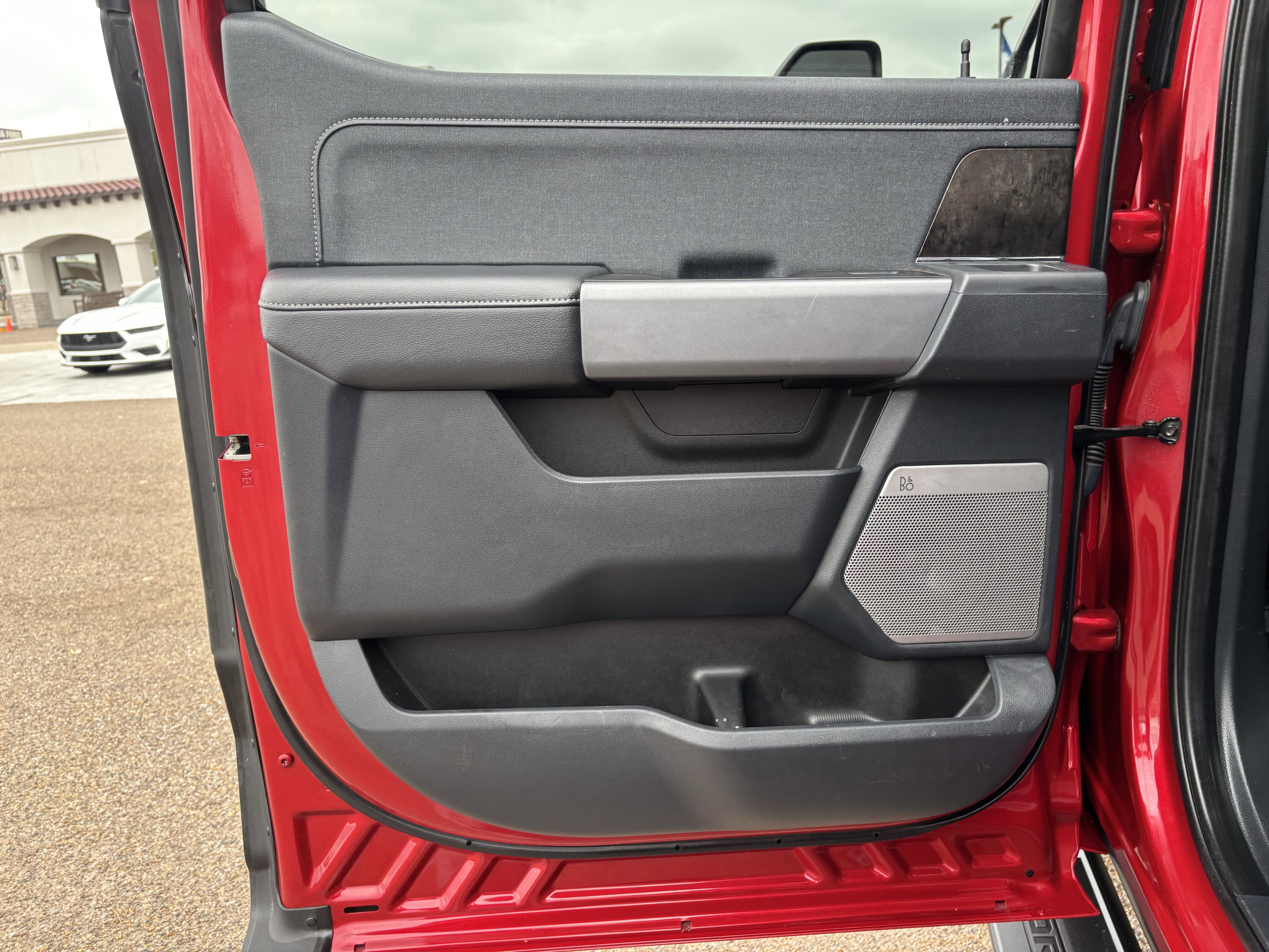 Certified 2023 Ford F250 Lariat w/ Sport Appearance Package AWD/4WD image 15