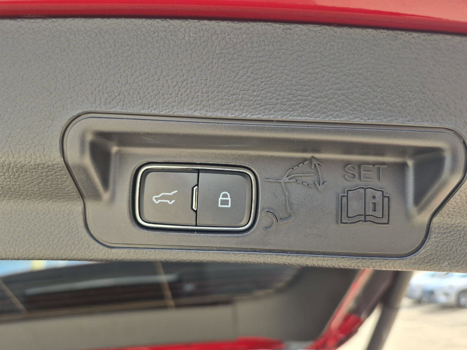 Certified 2023 Ford Explorer XLT w/ Equipment Group 202A image 8