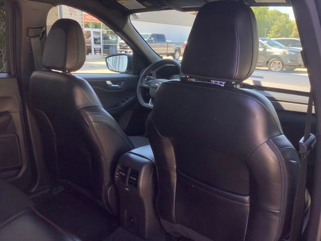 Certified 2024 Ford Escape ST-Line AWD/4WD image 27