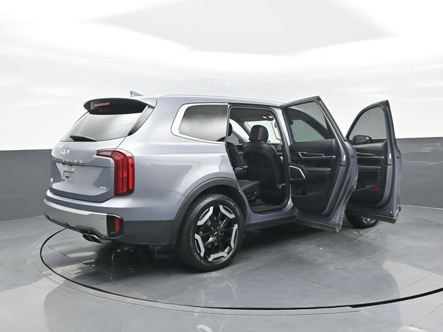 Used 2024 Kia Telluride S AWD/4WD image 28