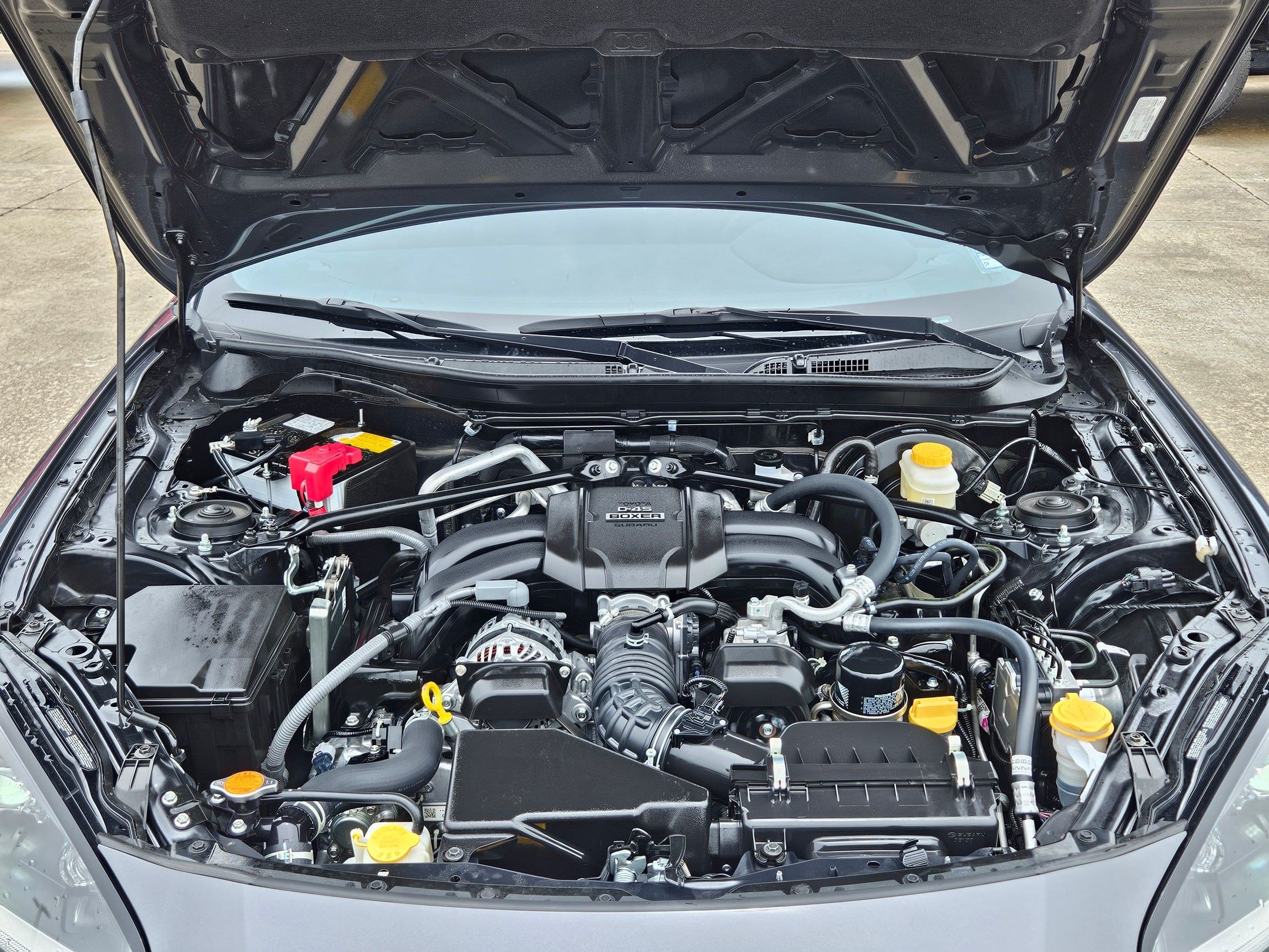 Used 2025 Toyota GR86 Premium RWD image 33