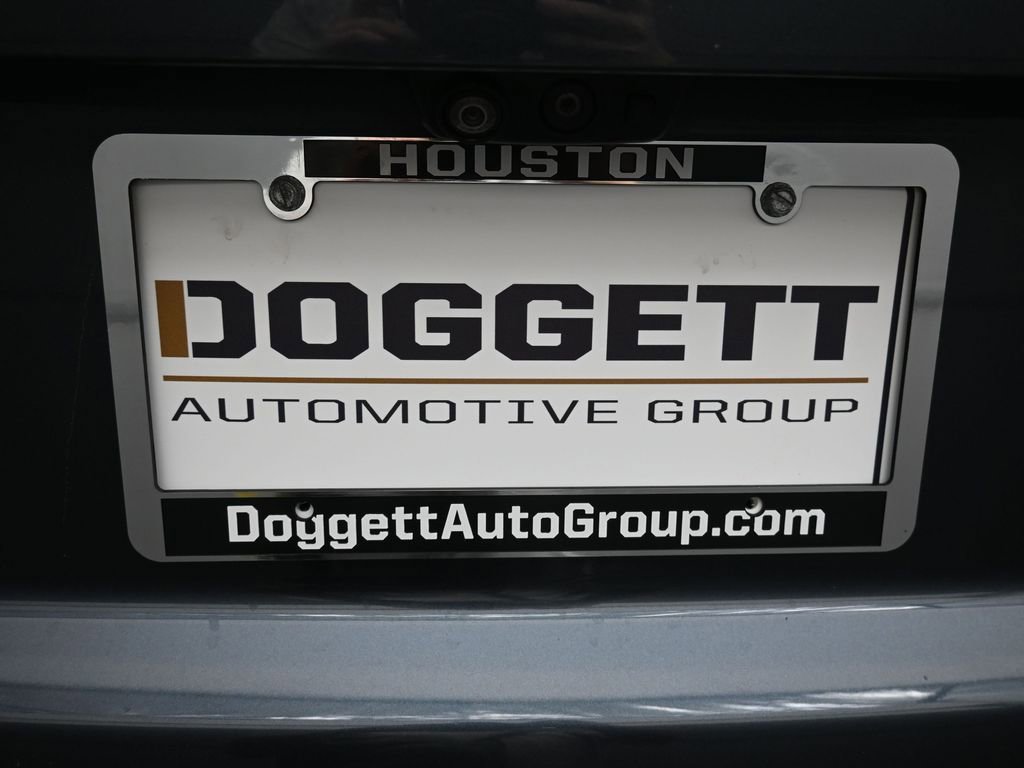 Used 2021 Chevrolet Tahoe High Country image 2