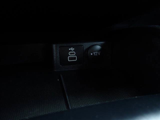 Certified 2025 Ford Escape Active AWD/4WD image 17