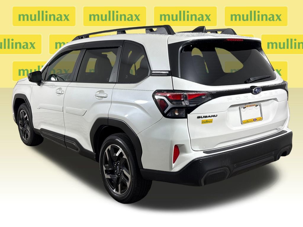 Used 2025 Subaru Forester Limited w/ Popular Package #2 AWD/4WD image 9