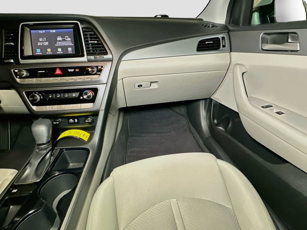 Used 2019 Hyundai Sonata SE FWD image 32