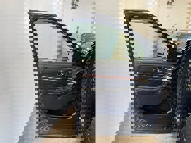 Certified 2019 Ford Explorer Platinum image 16