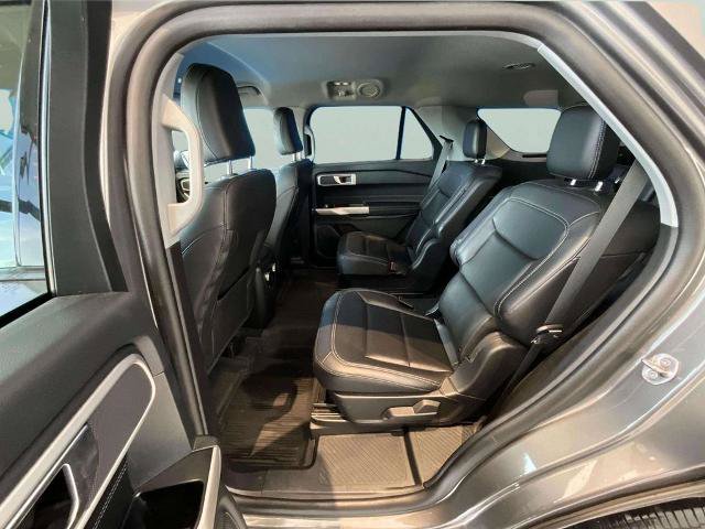 Certified 2023 Ford Explorer XLT w/ Equipment Group 202A AWD/4WD image 17