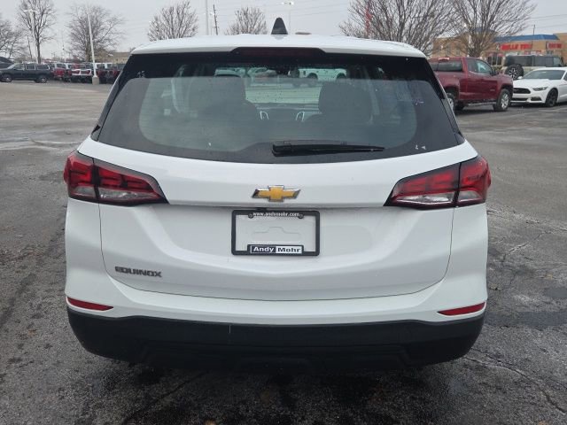 Used 2022 Chevrolet Equinox LS w/ LPO, Floor Liner Package image 7