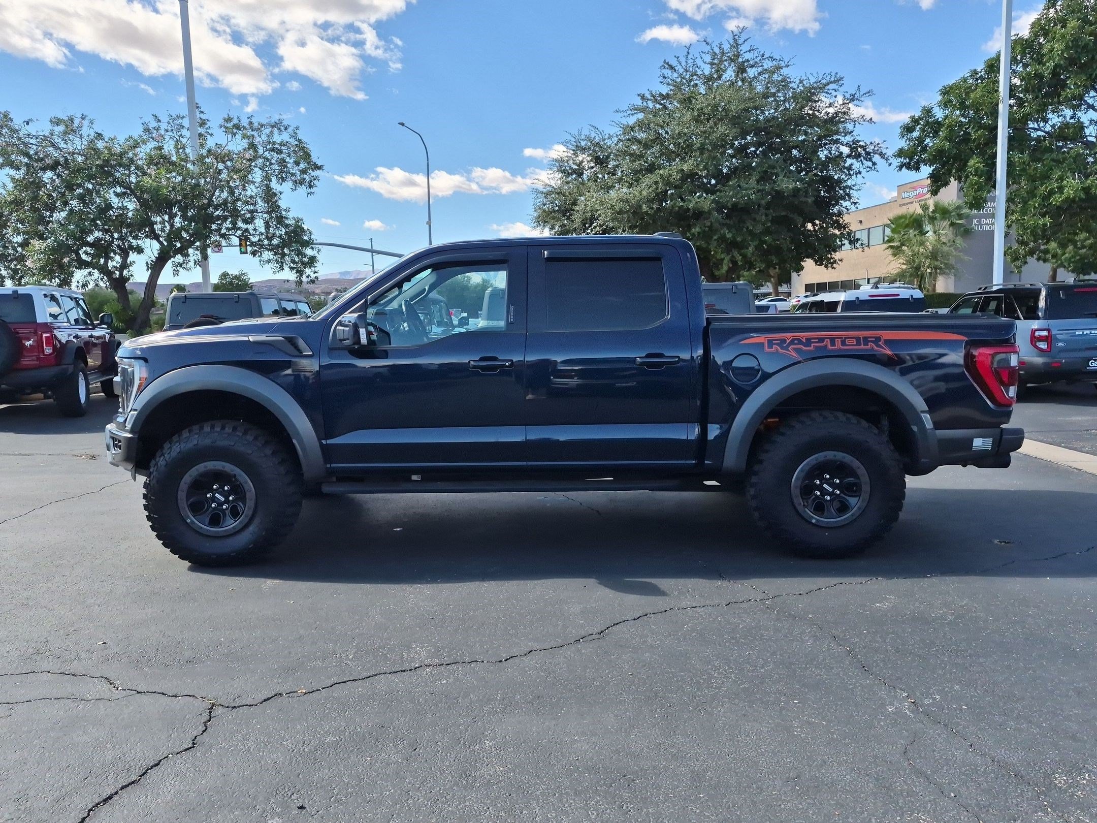 Certified 2023 Ford F150 Raptor w/ Blue Interior Package AWD/4WD image 9