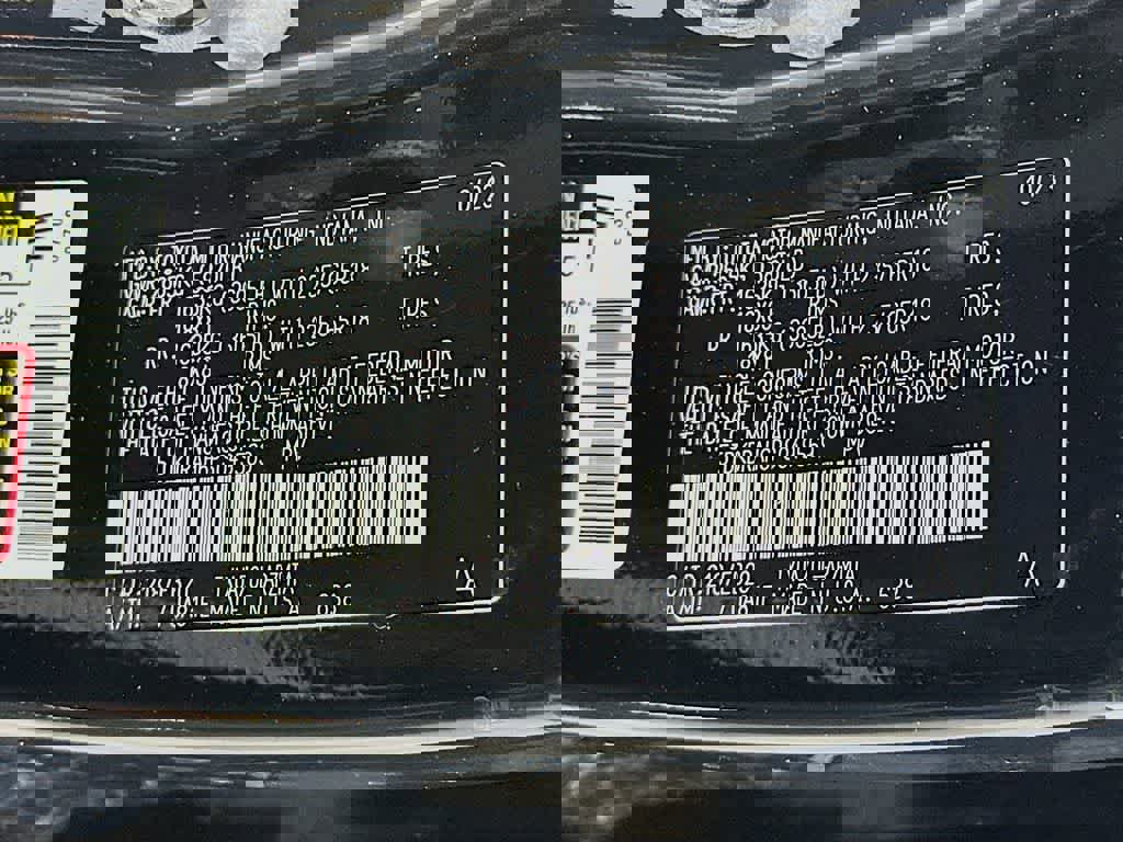 Used 2023 Toyota Highlander XLE image 23