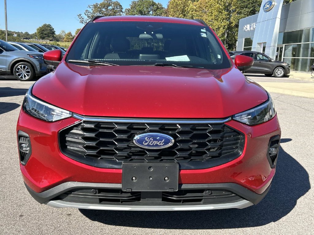 Certified 2025 Ford Escape ST-Line Select AWD/4WD image 8