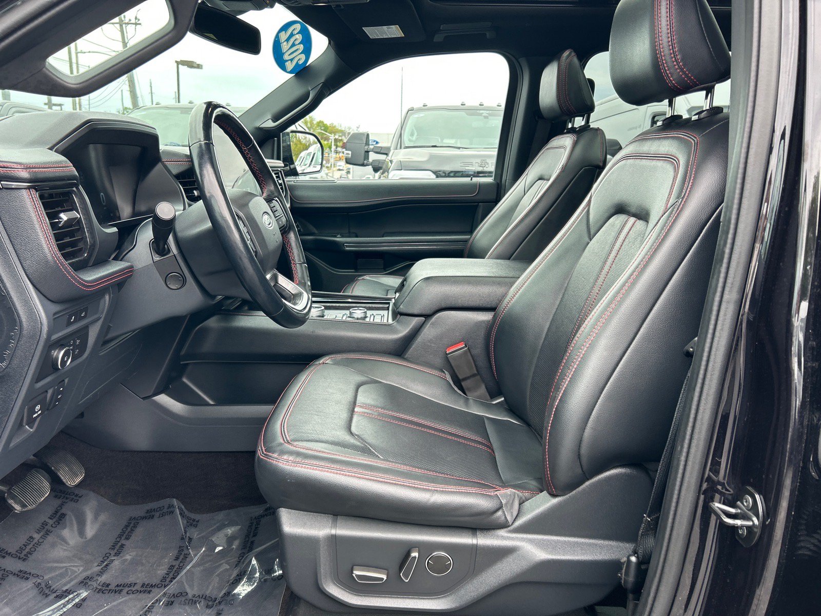 Certified 2022 Ford Expedition Limited AWD/4WD image 9
