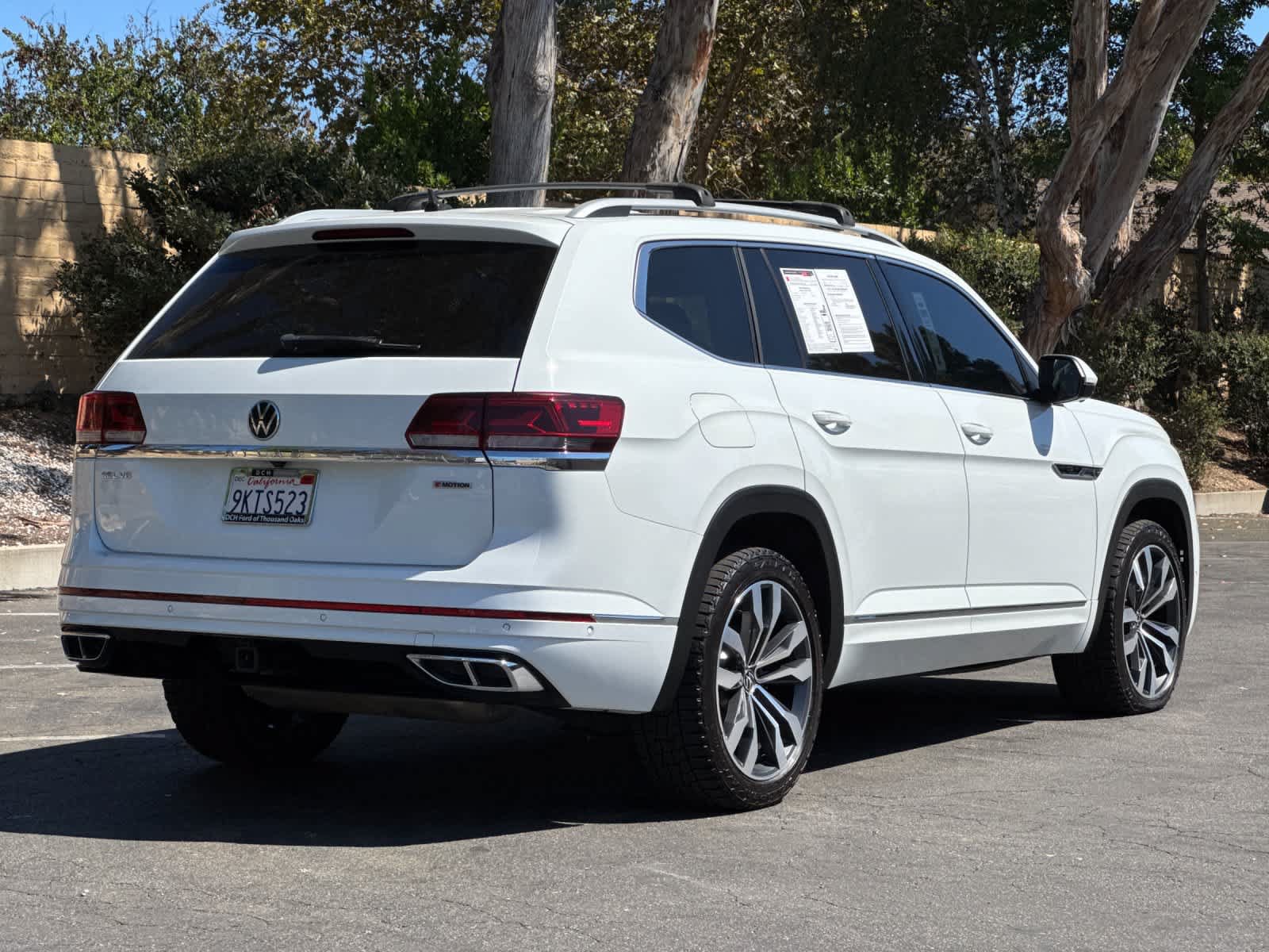 Used 2021 Volkswagen Atlas SEL Premium AWD/4WD image 2