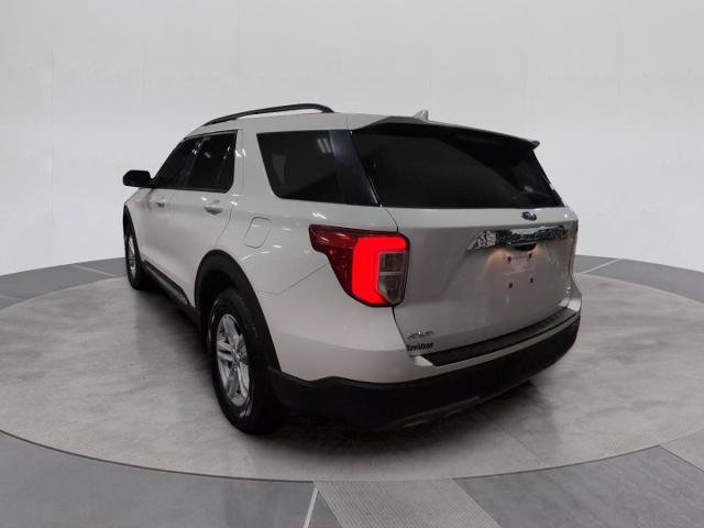 Certified 2023 Ford Explorer XLT w/ Equipment Group 202A AWD/4WD image 3