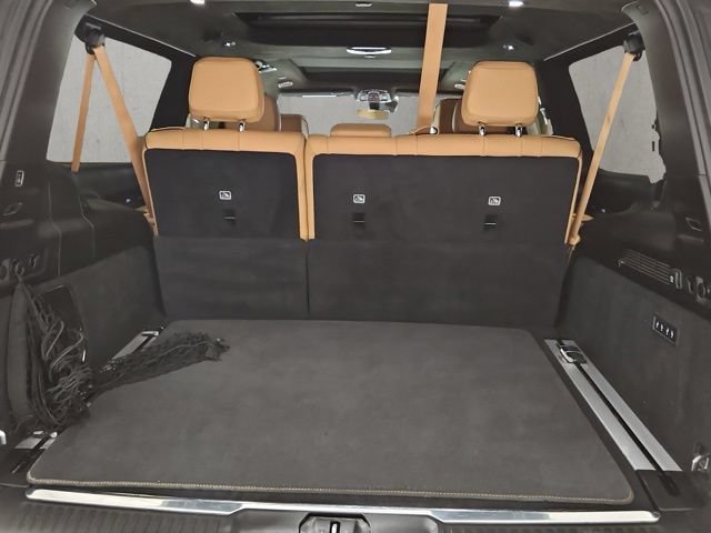Used 2023 Jeep Grand Wagoneer L Series III w/ HD Trailer Tow Package AWD/4WD image 24