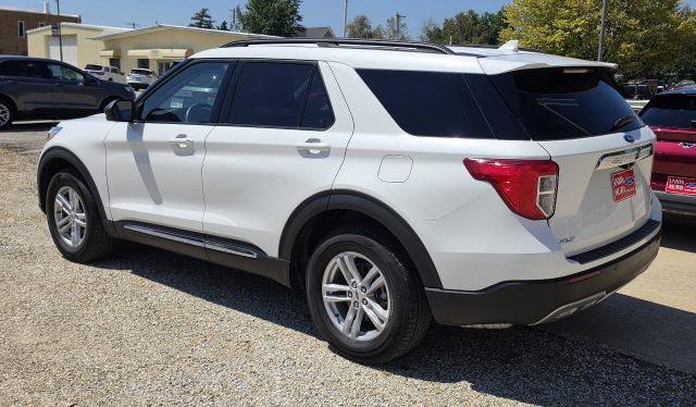 Certified 2024 Ford Explorer XLT w/ Equipment Group 202A AWD/4WD image 6