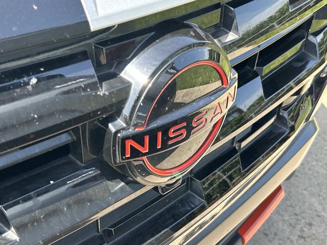 Used 2025 Nissan Rogue SV AWD/4WD image 4