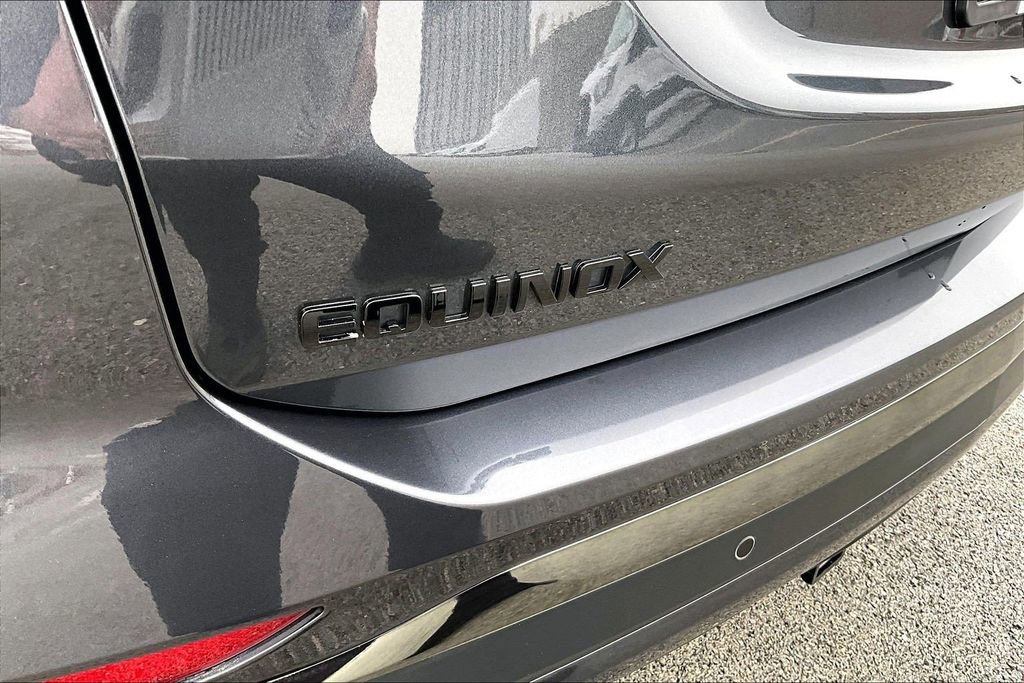 Used 2023 Chevrolet Equinox RS w/ RS Leather Package image 8