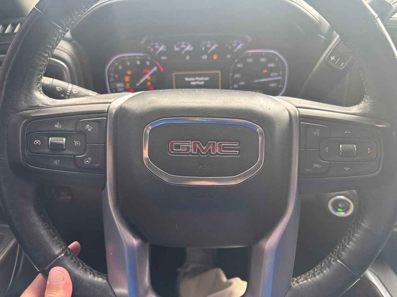 Used 2019 GMC Sierra 1500 SLT w/ SLT Premium Plus Package AWD/4WD image 10