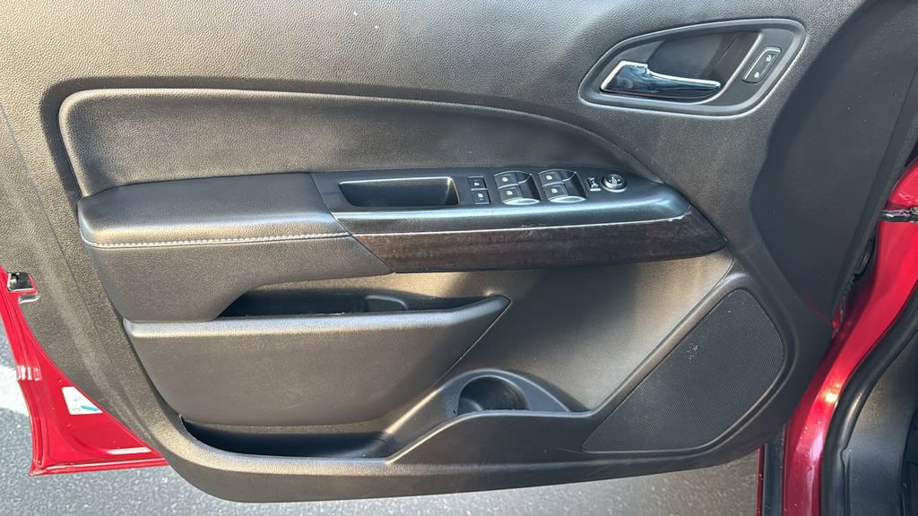 Used 2017 GMC Canyon SLT w/ Driver Alert Package image 19