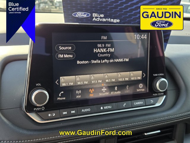 Used 2025 Nissan Rogue SV FWD image 21