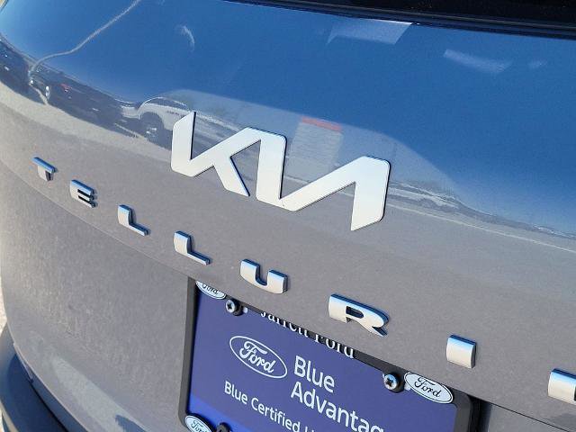 Used 2022 Kia Telluride SX w/ Towing Package FWD image 9