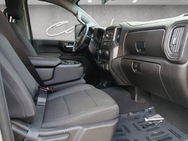 Used 2025 Chevrolet Silverado 2500 Custom w/ Custom Convenience Package AWD/4WD image 25