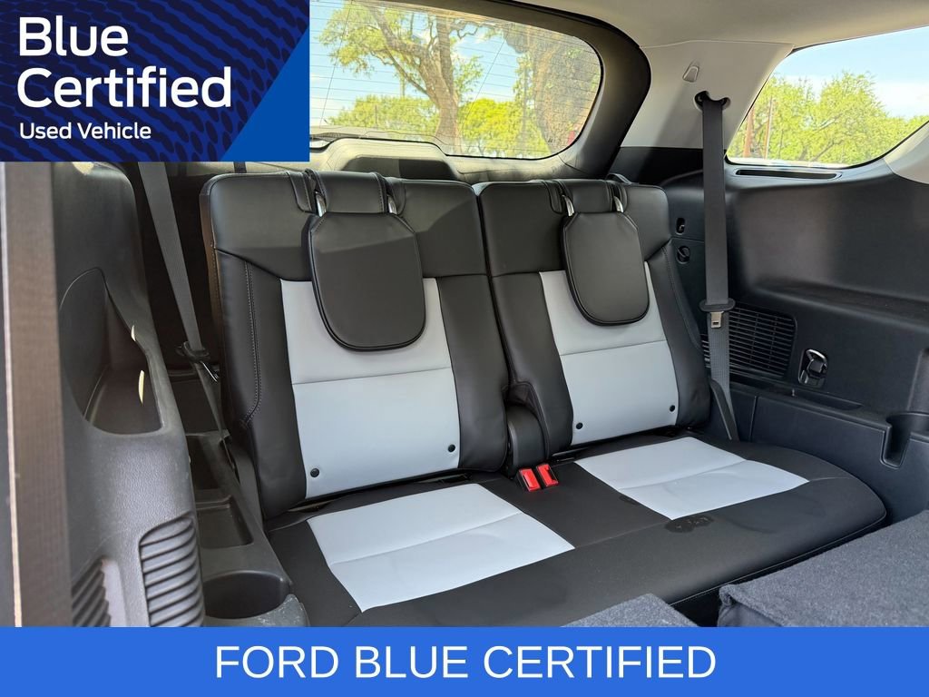 Certified 2023 Ford Explorer XLT w/ Equipment Group 202A RWD image 19
