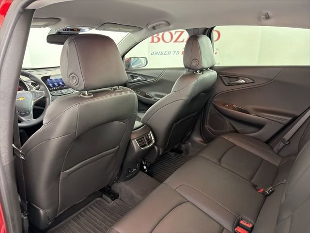 Used 2024 Chevrolet Malibu LT FWD image 14