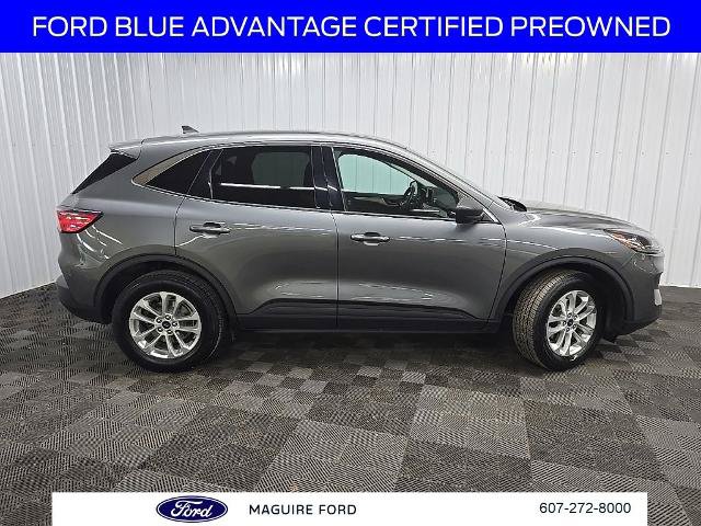 Certified 2022 Ford Escape SE w/ Cold Weather Package AWD/4WD image 3