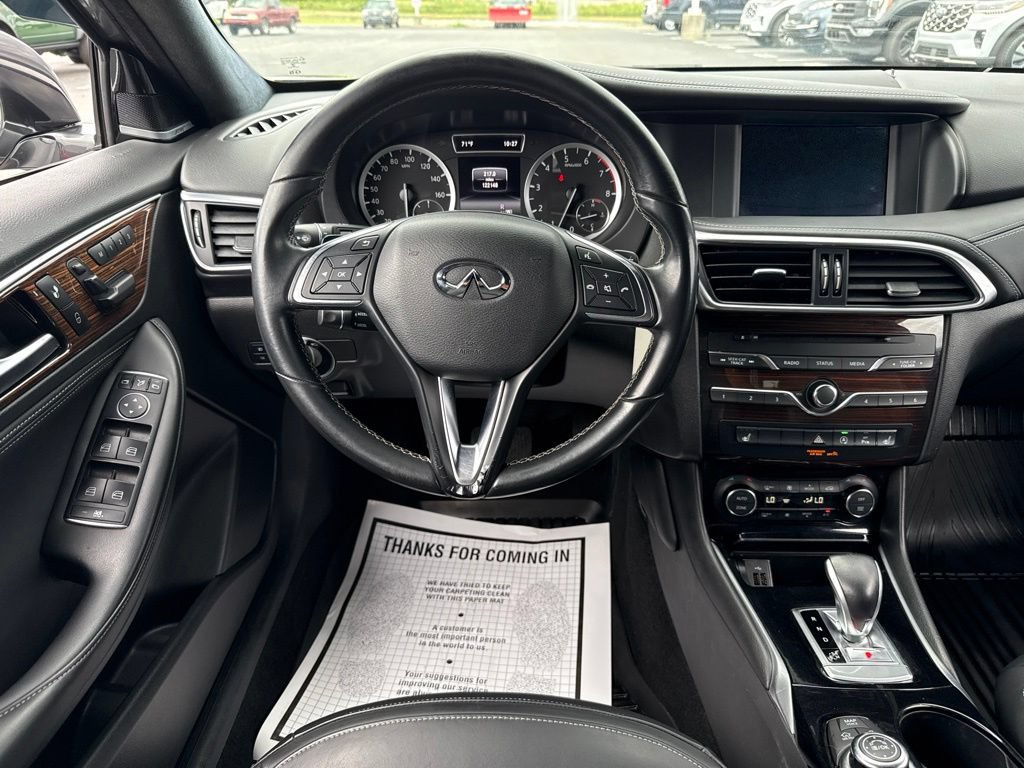 Used 2017 INFINITI QX30 Premium w/ Navigation Package AWD/4WD image 12