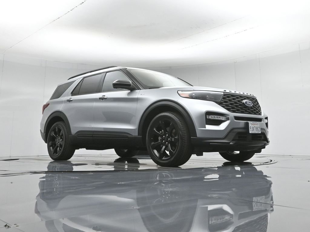 Certified 2023 Ford Explorer ST-Line w/ Class IV Trailer Tow Package RWD image 50