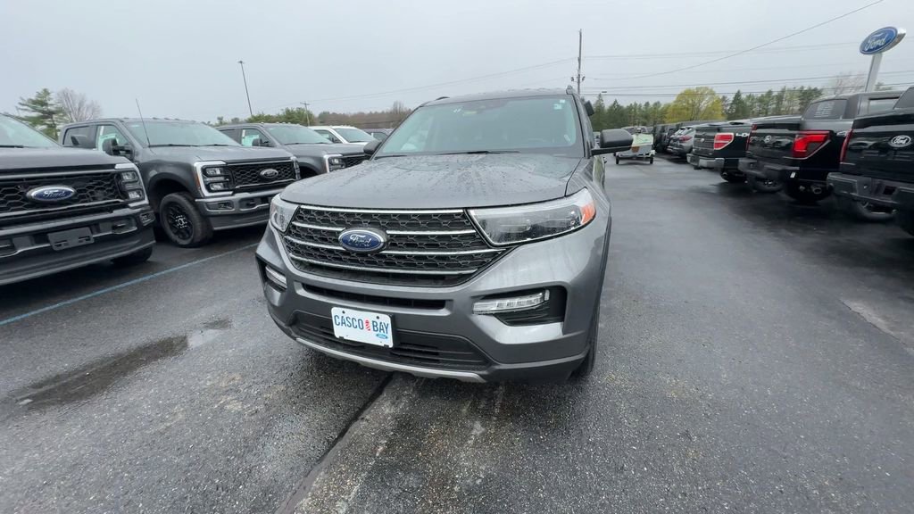 Certified 2023 Ford Explorer XLT w/ Equipment Group 202A AWD/4WD image 14