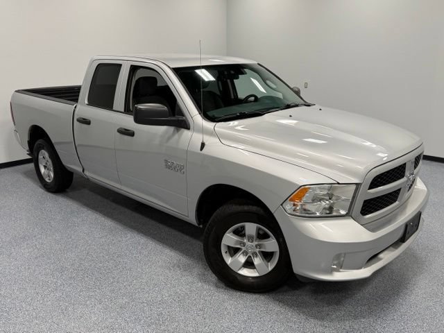 Used 2018 RAM 1500 Express AWD/4WD image 32