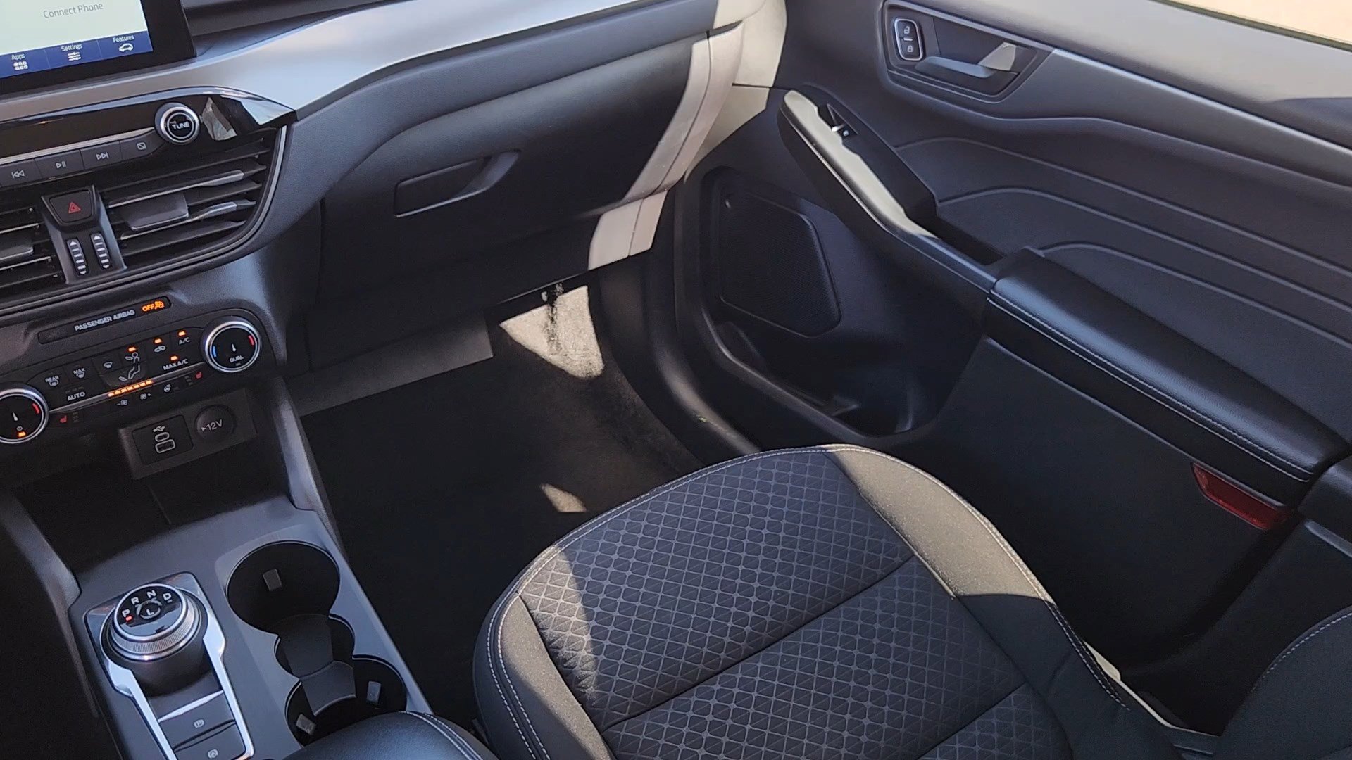 Certified 2024 Ford Escape Active image 25