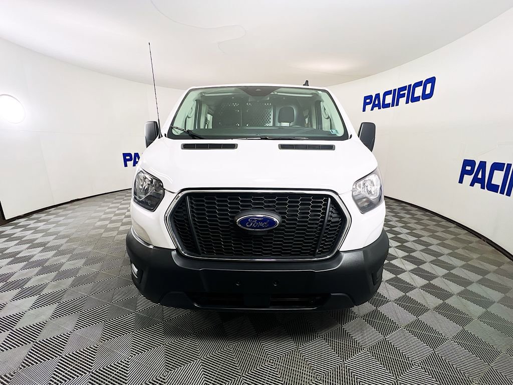 Certified 2024 Ford Transit 250 Low Roof w/ Exterior Upgrade Package RWD image 3