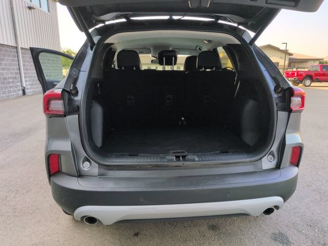 Certified 2024 Ford Escape Platinum AWD/4WD image 28