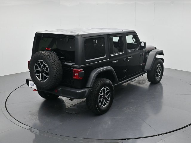 Used 2025 Jeep Wrangler Unlimited Rubicon AWD/4WD image 37
