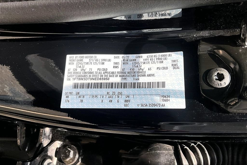 Certified 2022 Ford F350 Platinum AWD/4WD image 25