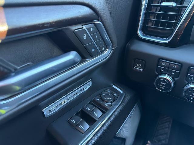 Used 2024 GMC Sierra 1500 Denali AWD/4WD image 22
