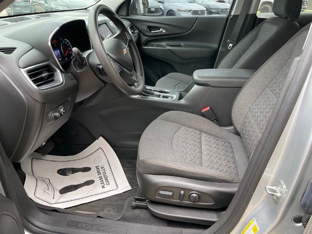 Used 2022 Chevrolet Equinox LT w/ LPO, Floor Liner Package AWD/4WD image 9