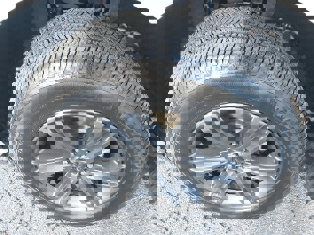 Certified 2023 Ford F150 Lariat w/ Equipment Group 502A High image 14